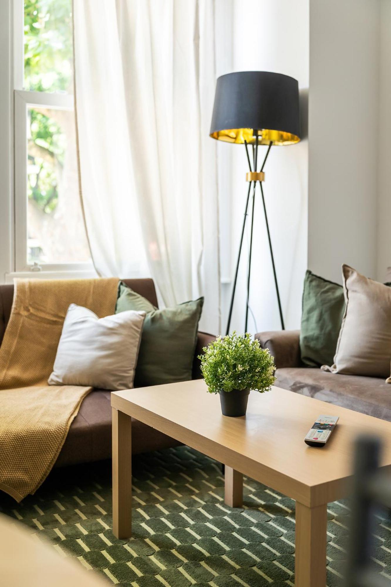 Gorgeous 2Bed Apartment In Fulham, Лондон Екстер'єр фото